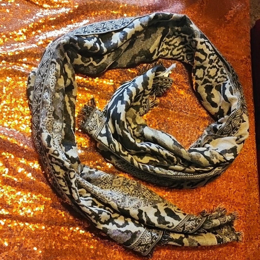 Scarf